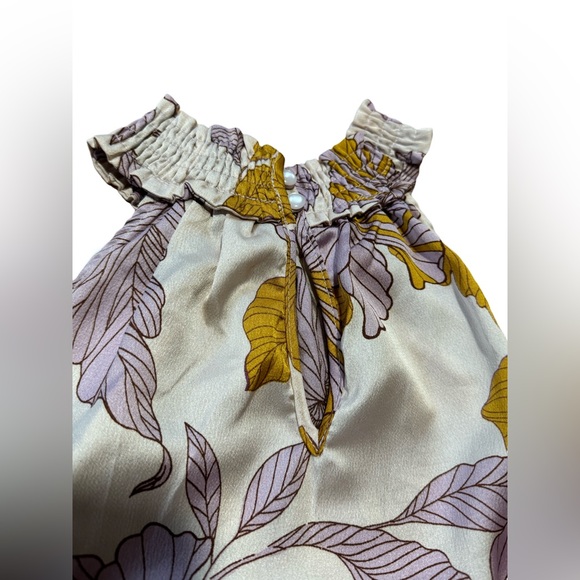 Monteau Halter Smocked Sleeveless Floral Blouse NWOT - Picture 5 of 10